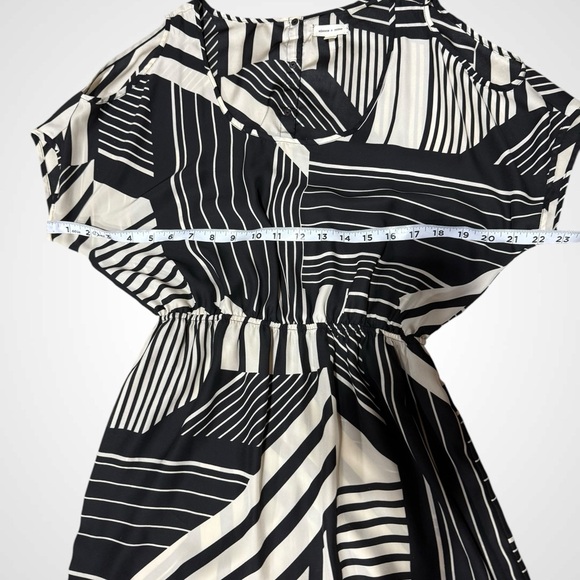 Urban Outfitters Silence + Noise Women's M Black Tan Mini Dress Cold Shoulder - Picture 5 of 15